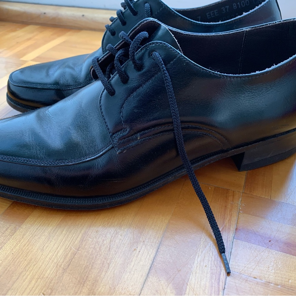 Classic Black Men's Dress Shoes